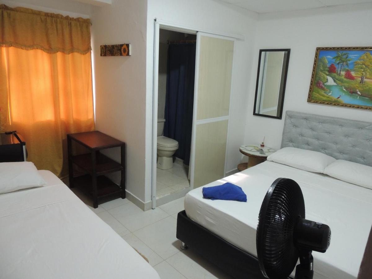 Hostal Alto De La Montana Минка Екстериор снимка