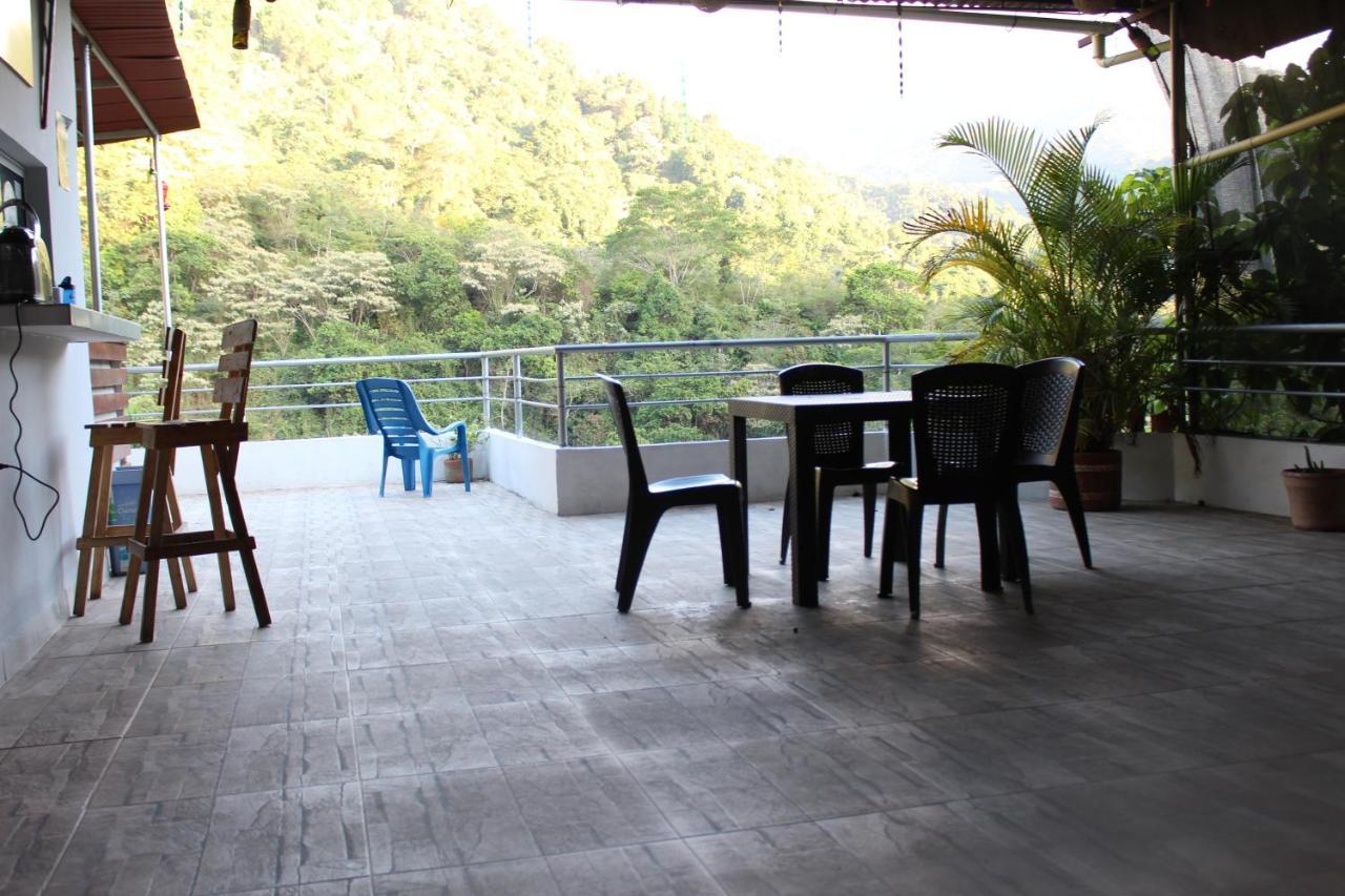 Hostal Alto De La Montana Минка Екстериор снимка