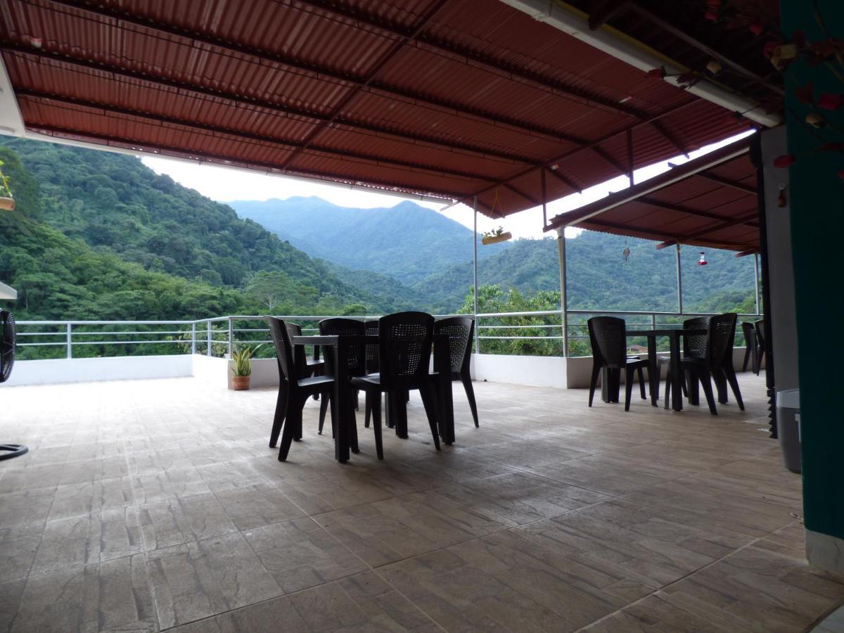 Hostal Alto De La Montana Минка Екстериор снимка