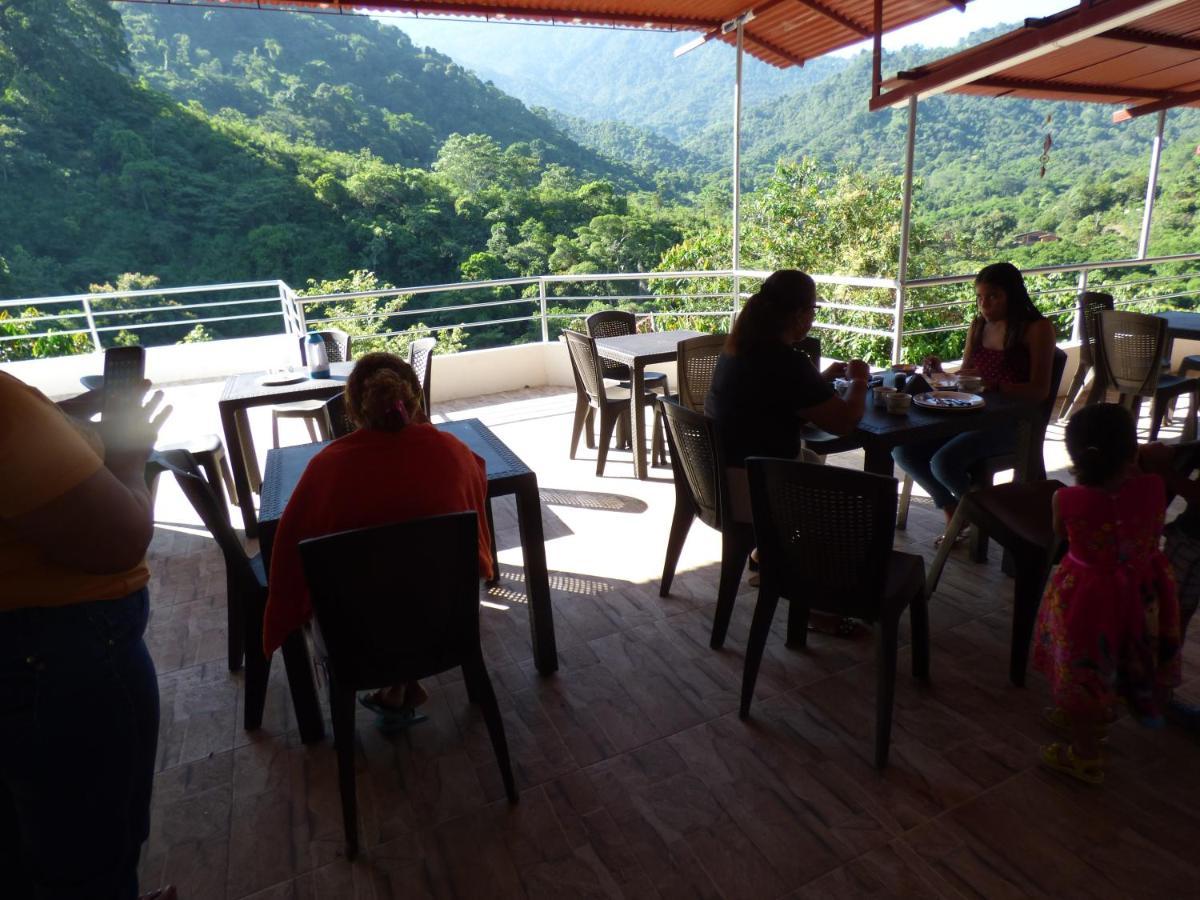 Hostal Alto De La Montana Минка Екстериор снимка