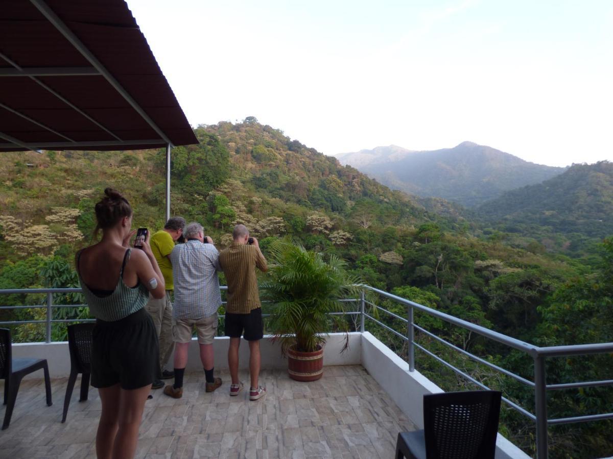 Hostal Alto De La Montana Минка Екстериор снимка
